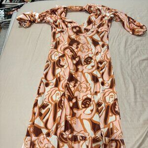 Danny Daisy Keyhole Neck Velvet Dress